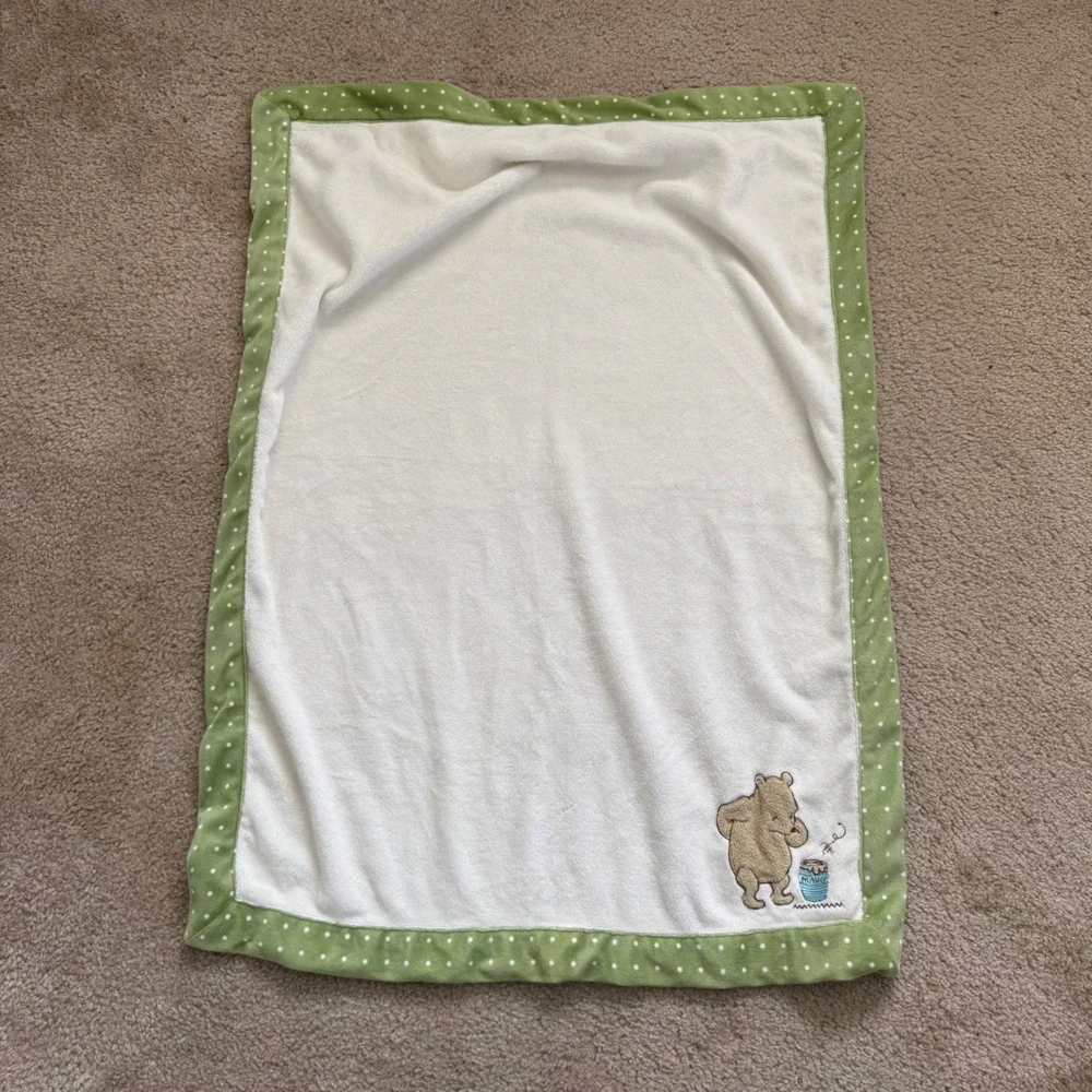 Disney Baby Winnie the Pooh Blanket Unisex 30x40 Green Cream Polka Dot Fleece